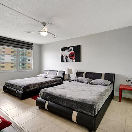 Oceanfront Condo in Hollywood Florida Esterno foto