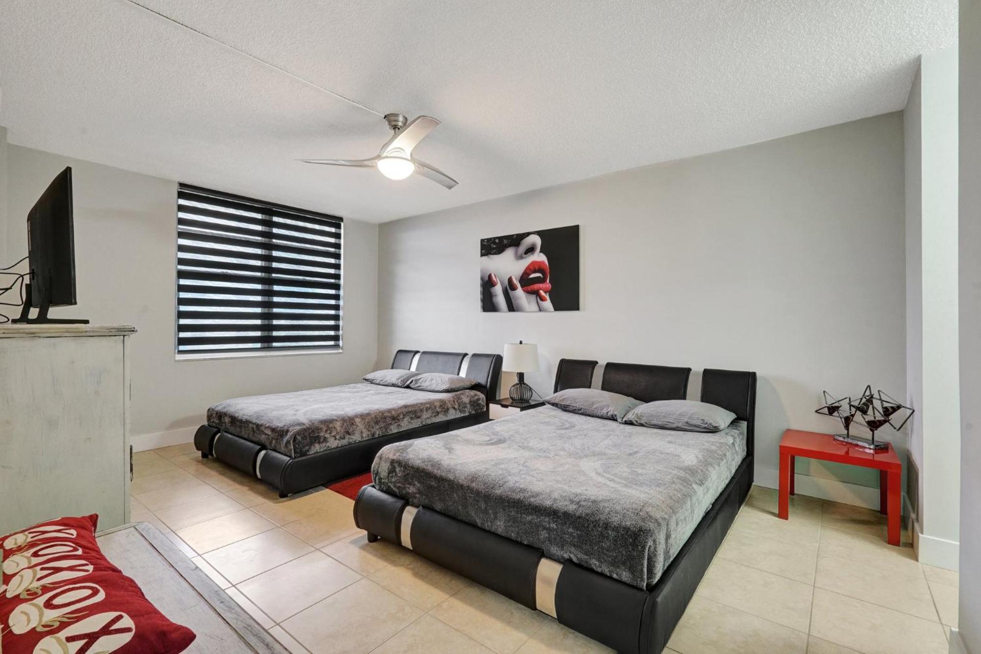 Oceanfront Condo in Hollywood Florida Esterno foto
